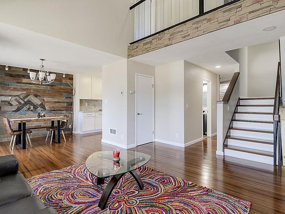 4th image of 364 Innisfree Dr #52