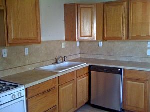 2nd image of 1132 SW 39th St