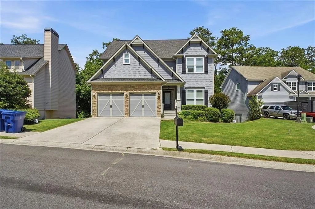 5 bed, 3.5 bath, 3154 sqft, $2,900 — Photo 1