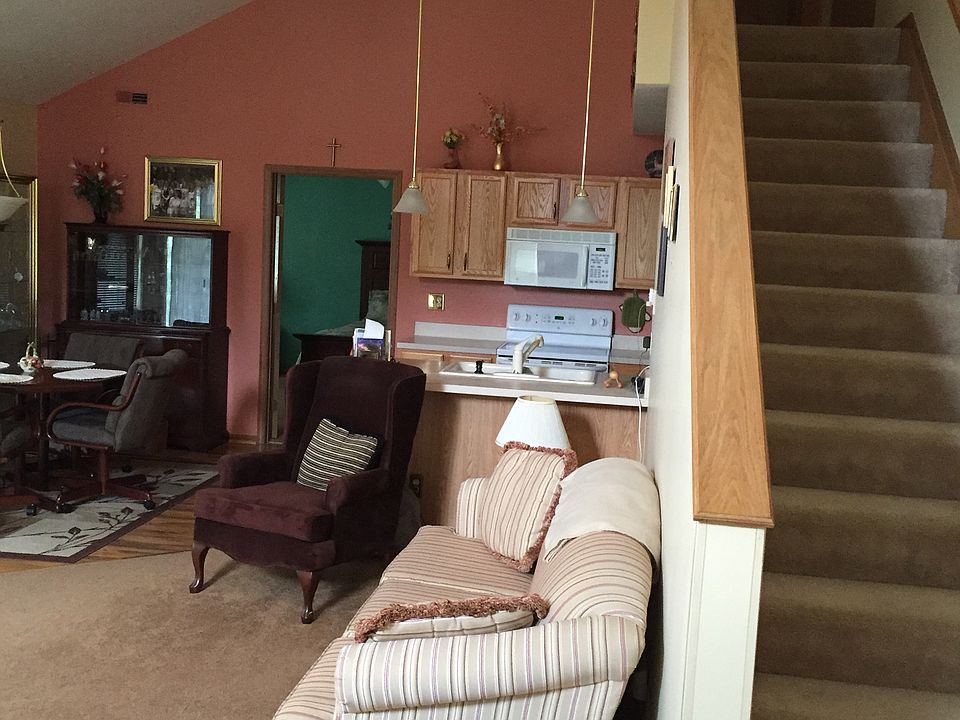 1st image of 1345 Amberlea Dr W