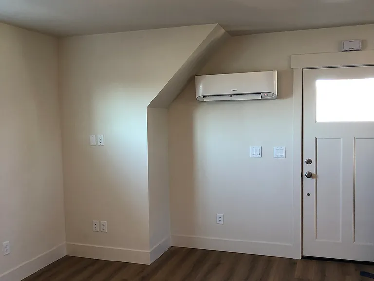 1001 NW 45th St #1003 — Photo 5