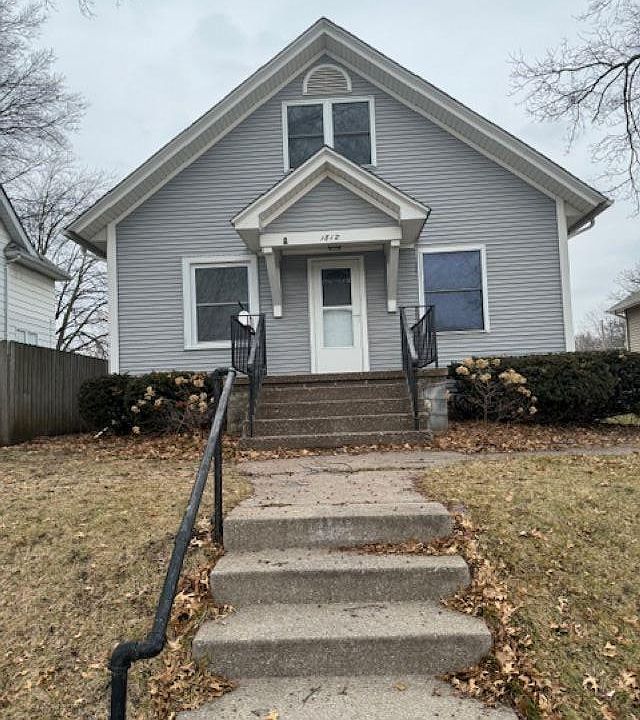 1st image of 1812 W 16th St