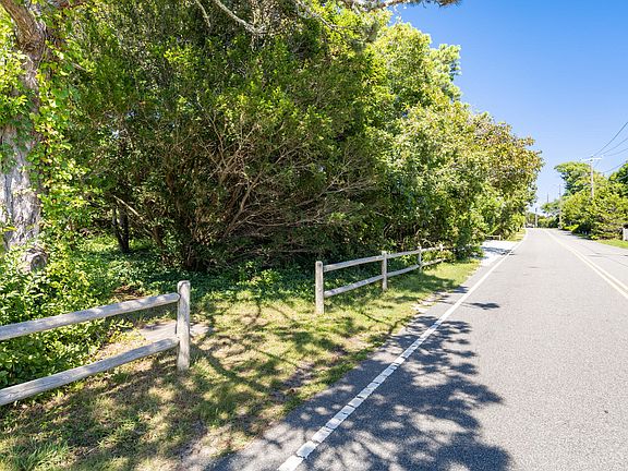 4th image of 264 Sea View Avenue
