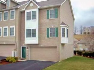 South St, Jeannette, PA 15644