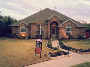 1304 Bobing Dr, Lewisville, TX 75067