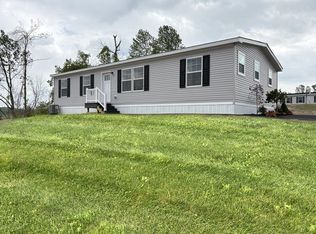 524 Barrington Rd, Macungie, PA 18062