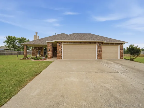 14205 S 220th Ave E, Coweta, OK 74429