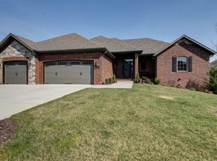 1258 S Rosemoor Dr, Nixa, MO 65714