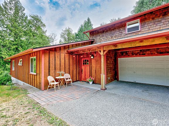 2nd image of 30978 Old Hansville Road NE
