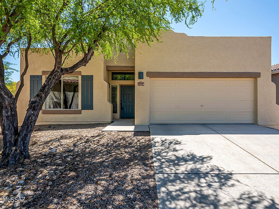 1st image of 1224 S Desert Vista Dr