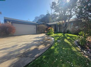 2492 Doidge Ave, Pinole, CA 94564