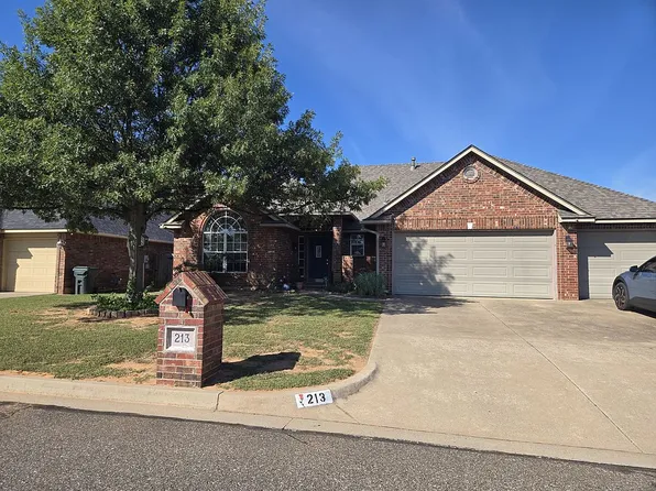 213 Stoneridge Ln, Midwest City, OK 73130