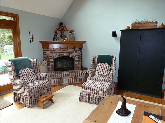 Family Room- Gas Firepla