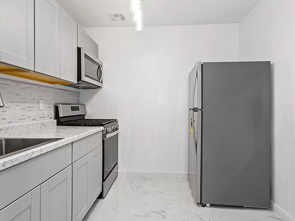 3rd image of 231 W 148th St APT 1N