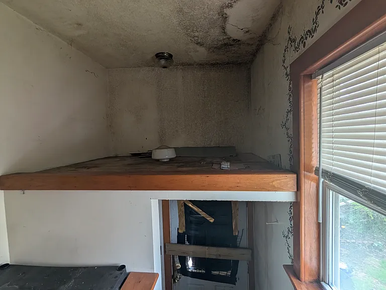 1108 E Arcadia Ave — Photo 8