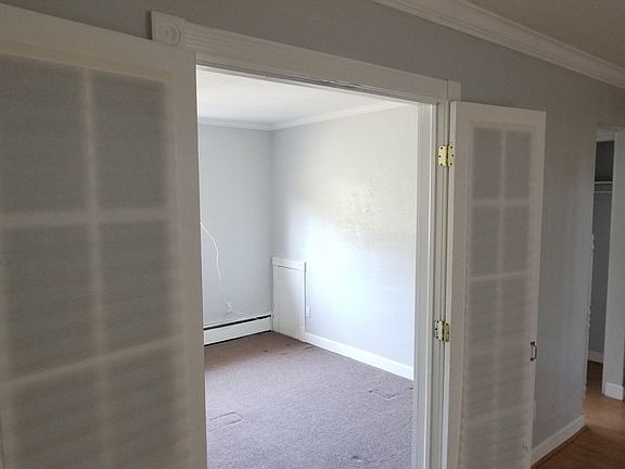 3rd image of 428 Roser Park Dr S APT 7