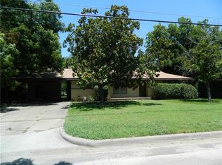 324 S Ward St, Italy, TX 76651