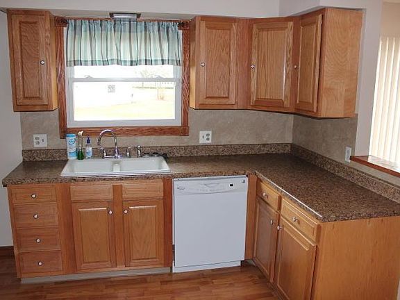 4th image of 251 Shadwell Dr