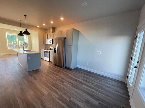 5th image of 6117 Northstead Ave