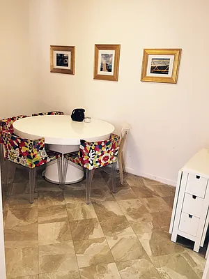 Rented by Owner | media 22