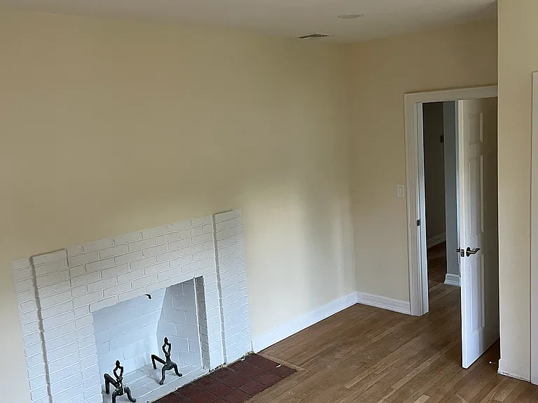 Allenwood Rd — Photo 12