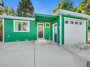 215 Arundel Rd #A, Burlingame, CA 94010