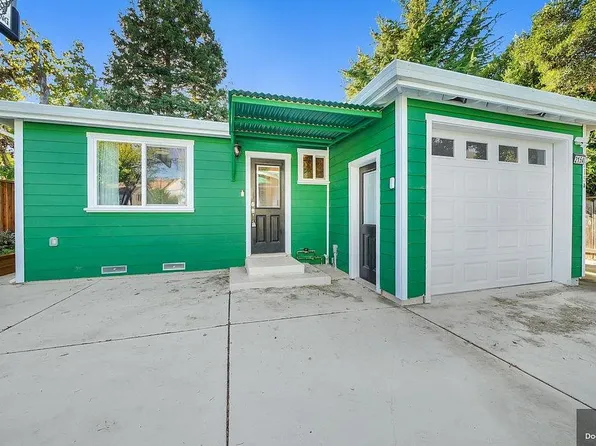 215 Arundel Rd #A, Burlingame, CA 94010