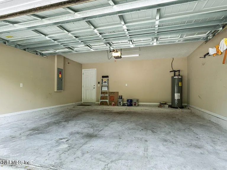 2235 Bayview Rd — Photo 40
