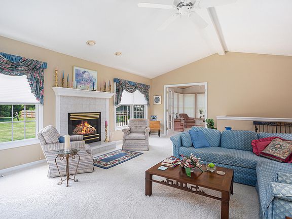 4th image of 67 Rogers Ct NW