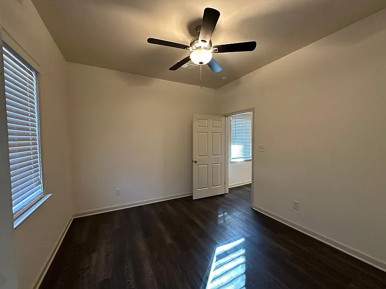 417 Burson Ave #A — Photo 3