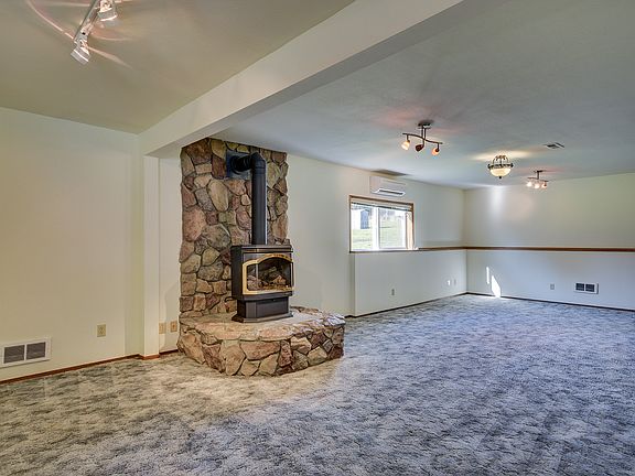 4th image of 4181 Imperial Ln