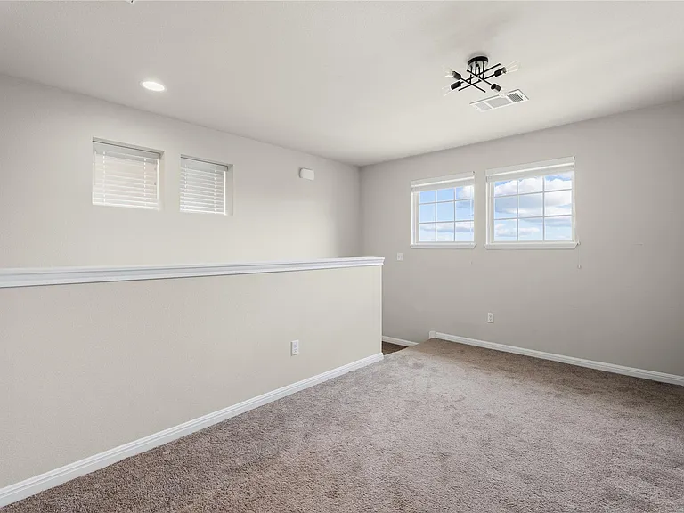 237 Driftwood Ln — Photo 15