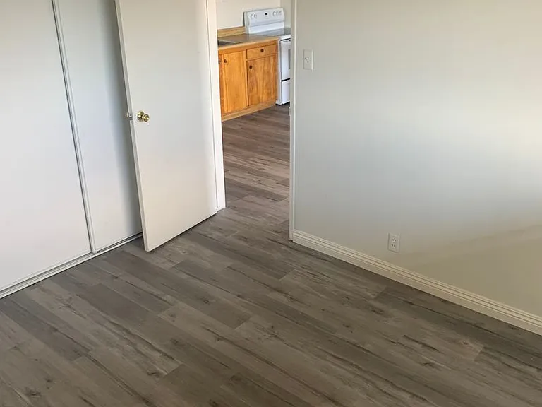 3718 Hazelwood St #9 — Photo 3
