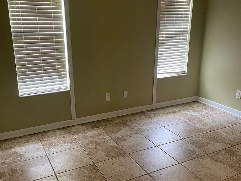 4130 Sebring Ave — Photo 7