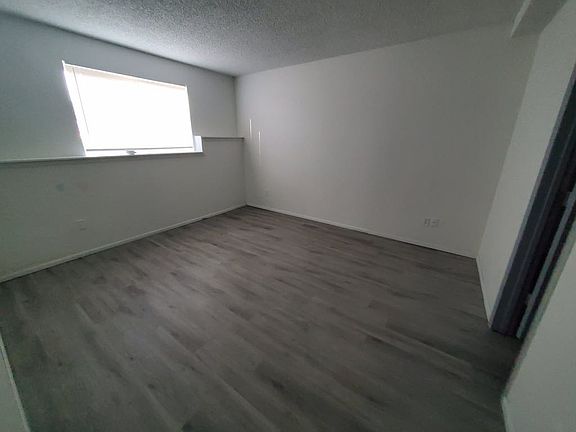 2nd image of 24860 96th Ave S