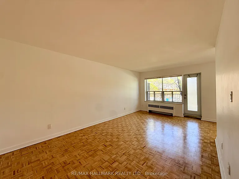 30 Upper Canada Dr #208 — Photo 4
