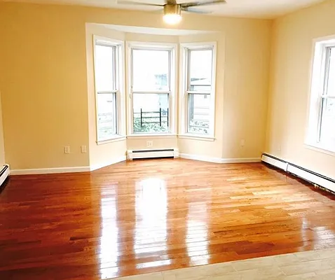 Rented by Penthouse Realty & Management CO INC | media 12