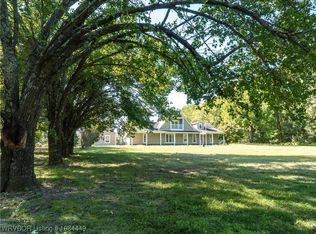 6230 Catcher Xing, Van Buren, AR 72956