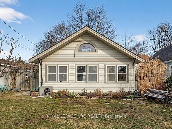 2nd image of 226 Derby Rd