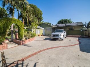 19248 Cantara St, Reseda, CA 91335