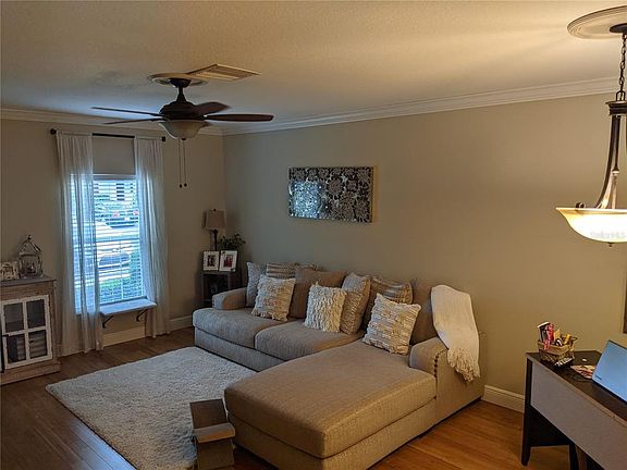 3rd image of 15725 Fishhawk Falls Dr