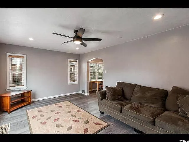 1550 E Westminster Ave — Photo 4