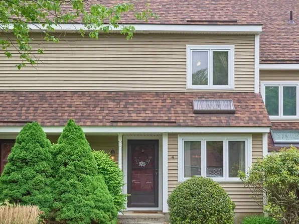 66 Pleasant St #4, Oxford, MA 01540