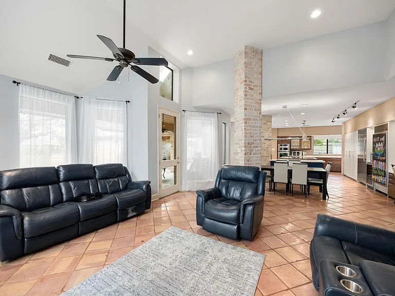 19823 Sunbridge Ln — Photo 12