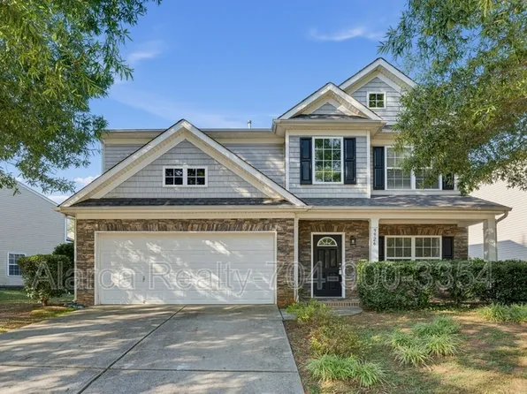 9926 Barrands Ln, Charlotte, NC 28278