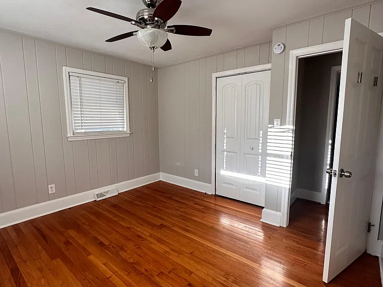 3825 Sheffield Dr — Photo 24