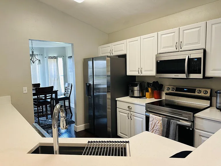 2236 NW 52nd Pl — Photo 8