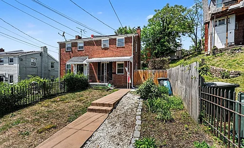 4318 G St SE Photo 1