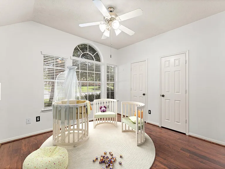 24226 Pine Canyon Fls — Photo 14