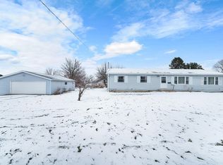 503 N Walnut Ave, Forreston, IL 61030